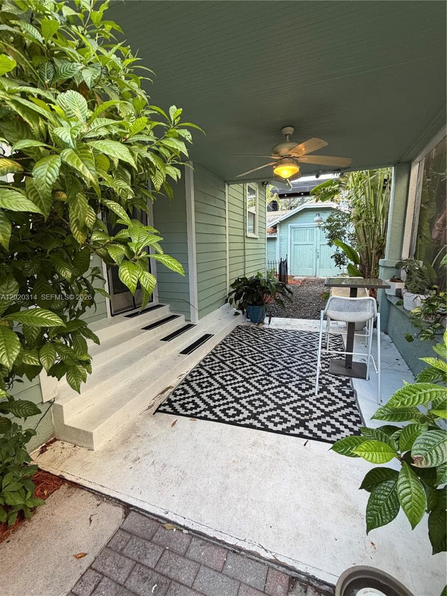 27 NE 49th St, Miami FL 33137 — 19