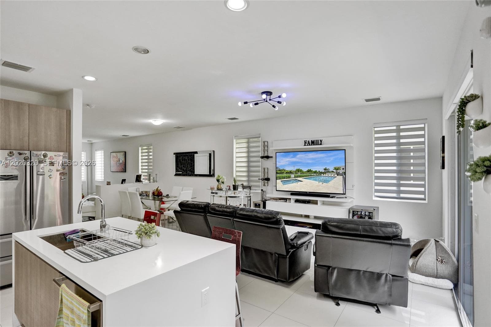 10265 NW 72nd Ter, Doral FL 33178 — 8