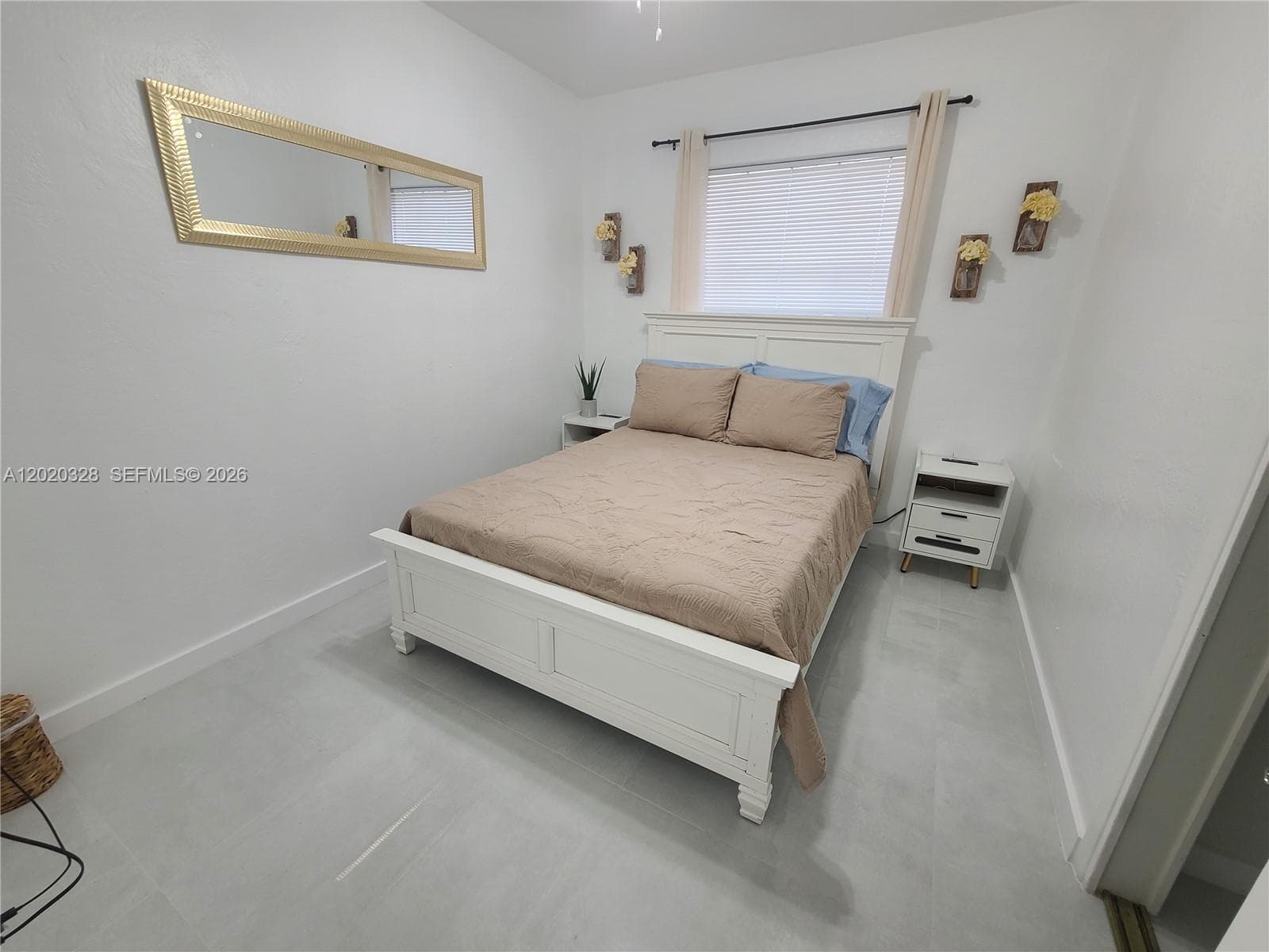 20520 NE 15th Ave, Miami FL 33179 — 7