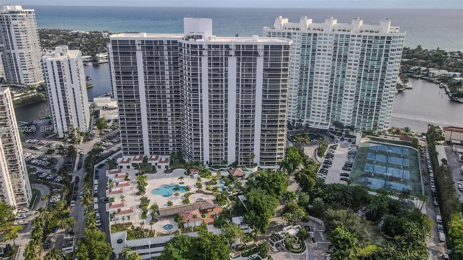 20281 E Country Club Dr # 2101, Aventura FL 33180 — 91