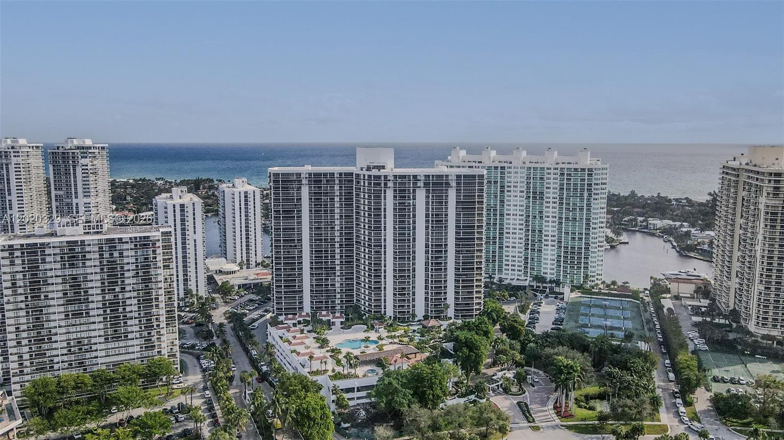 20281 E Country Club Dr # 2101, Aventura FL 33180 — 89