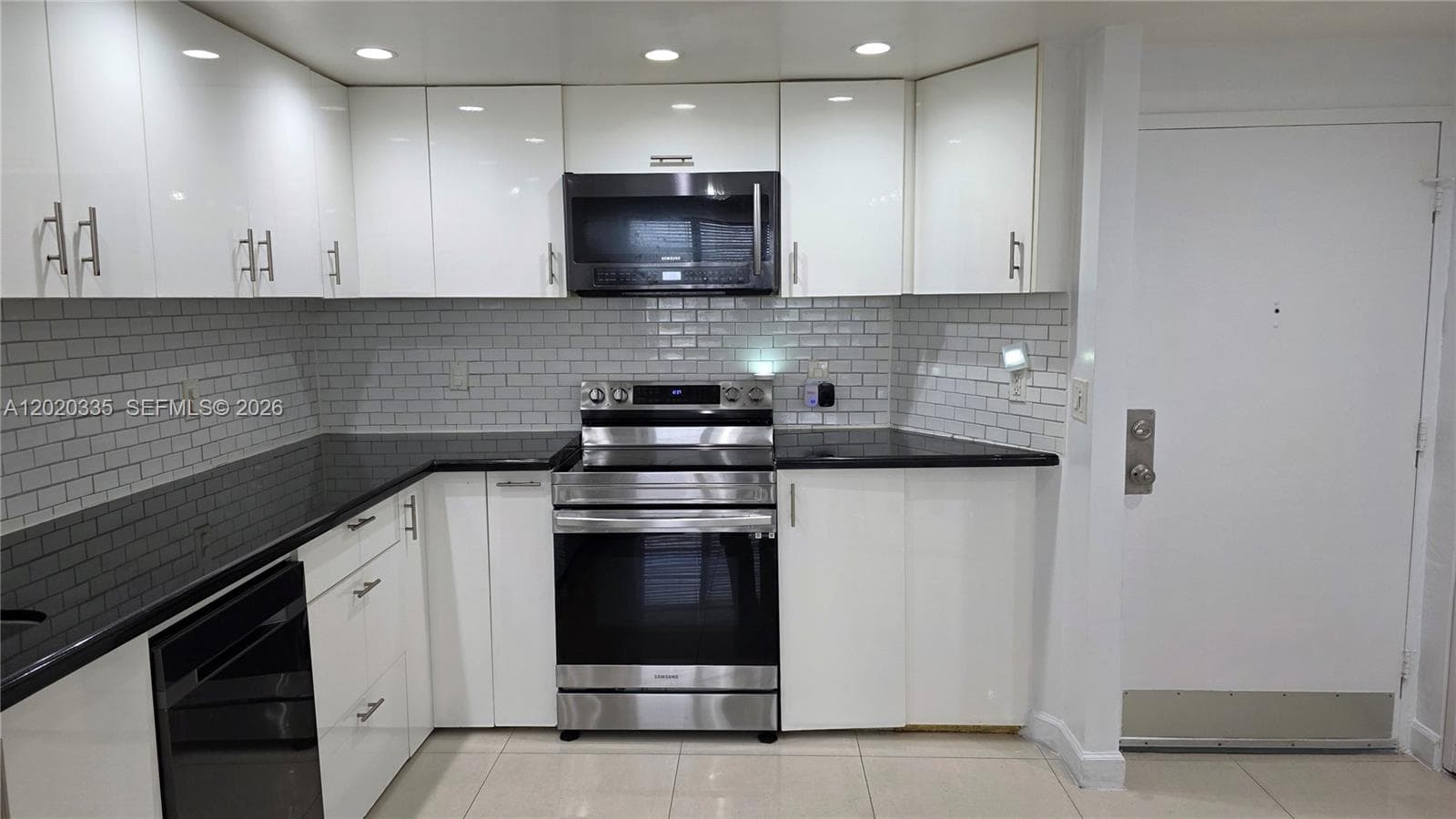 1351 NE Miami Gardens Dr # 511E, Miami FL 33179 — 2