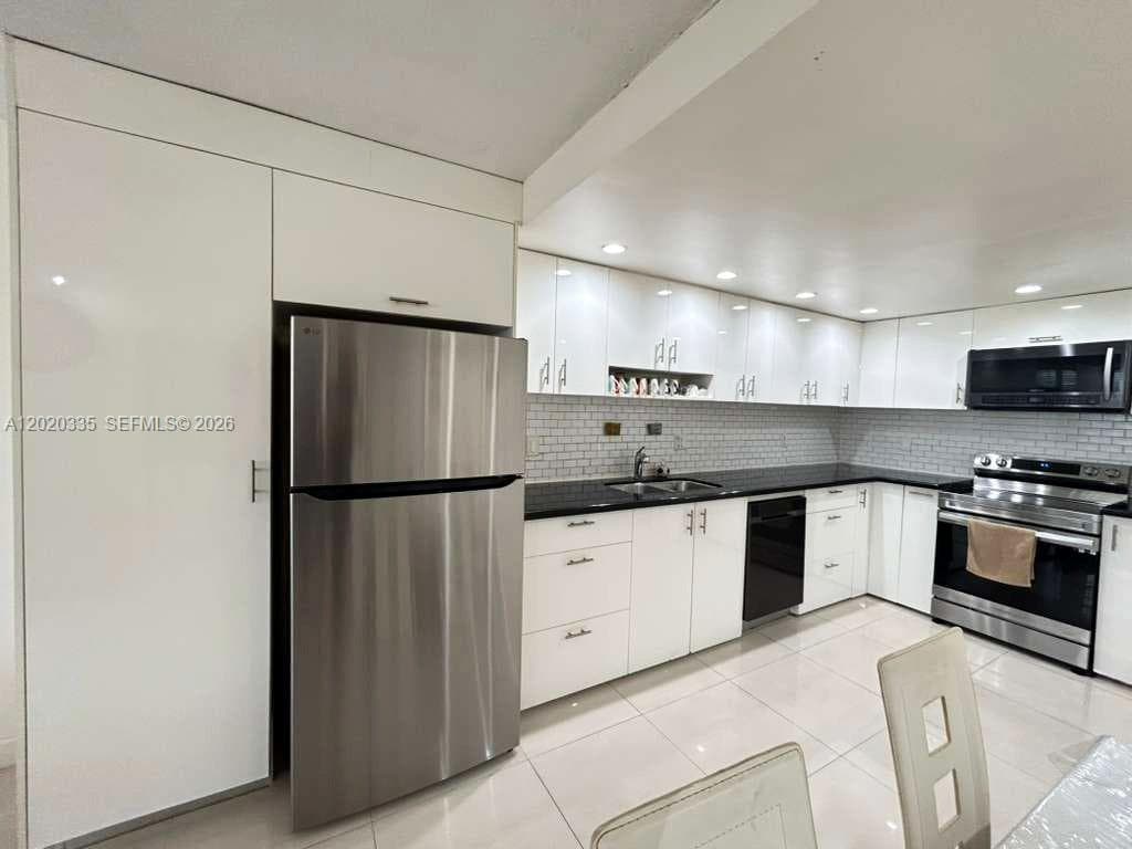 1351 NE Miami Gardens Dr # 511E, Miami FL 33179 — 5