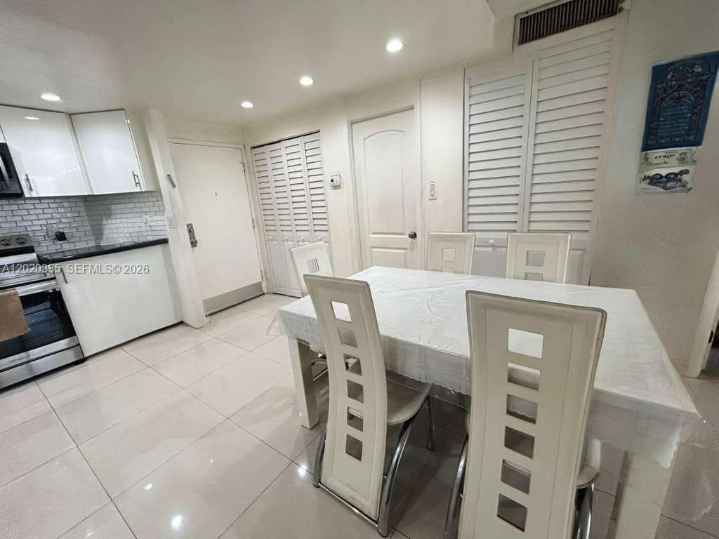 1351 NE Miami Gardens Dr # 511E, Miami FL 33179 — 4