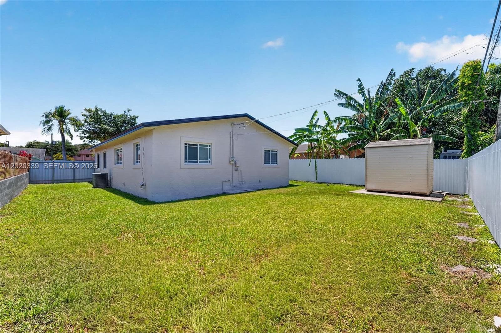 2221 NW 170th St, Miami Gardens FL 33056 — 18