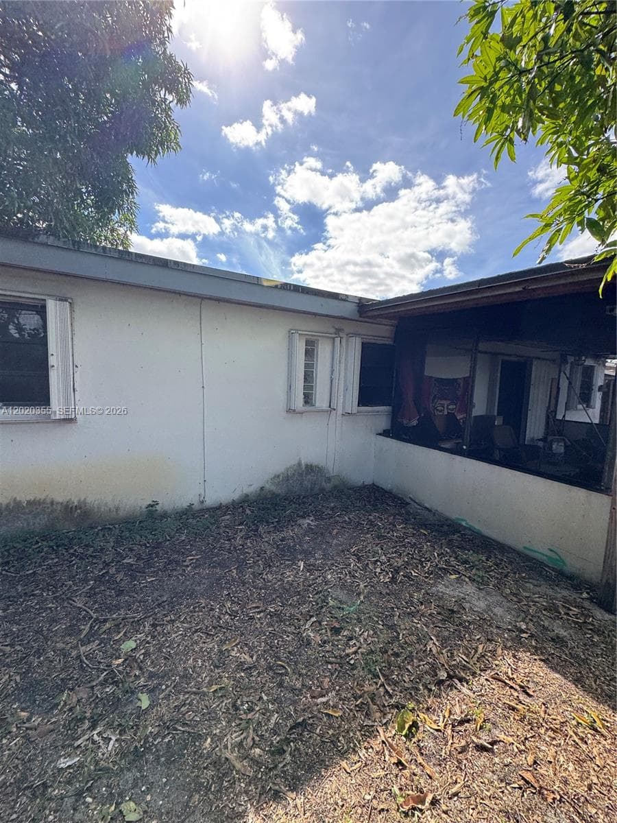 1251 NW 190th St, Miami Gardens FL 33169 — 6