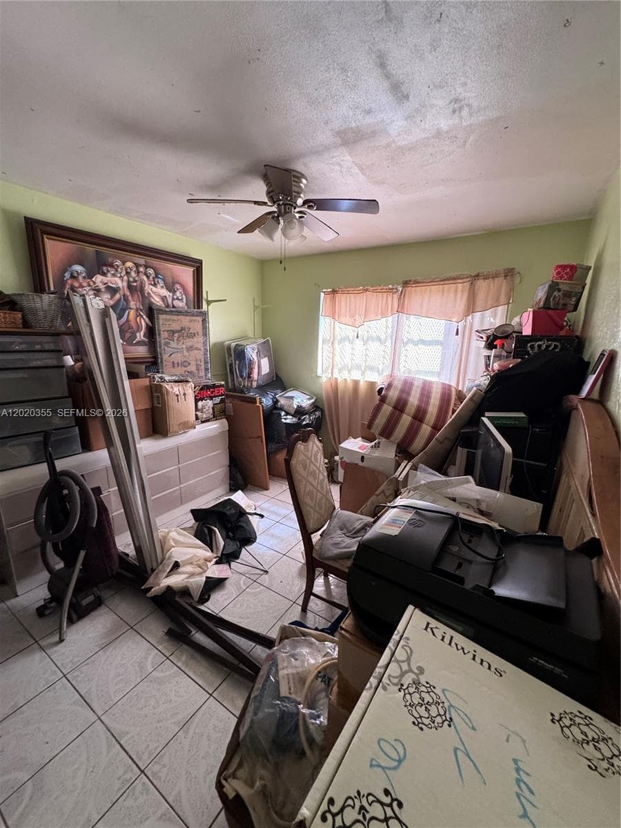 1251 NW 190th St, Miami Gardens FL 33169 — 26