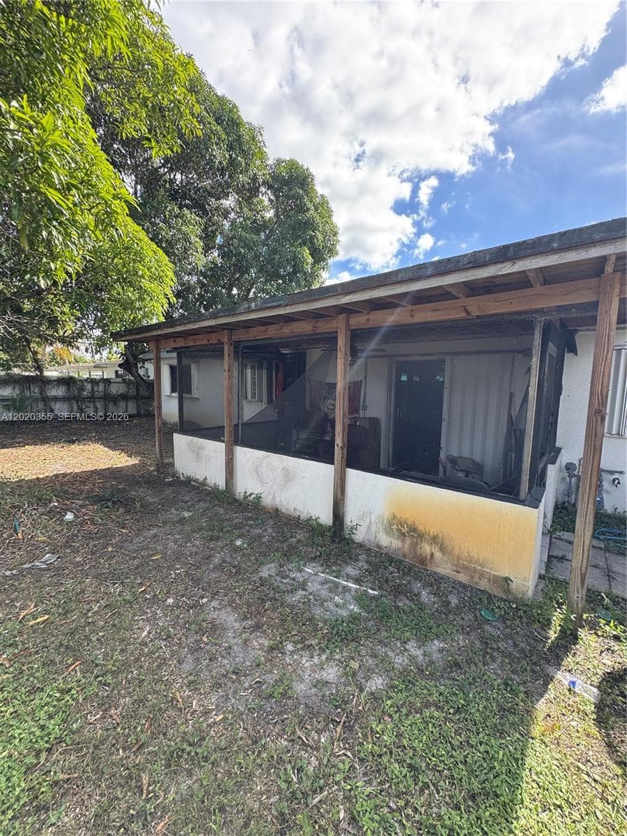 1251 NW 190th St, Miami Gardens FL 33169 — 4