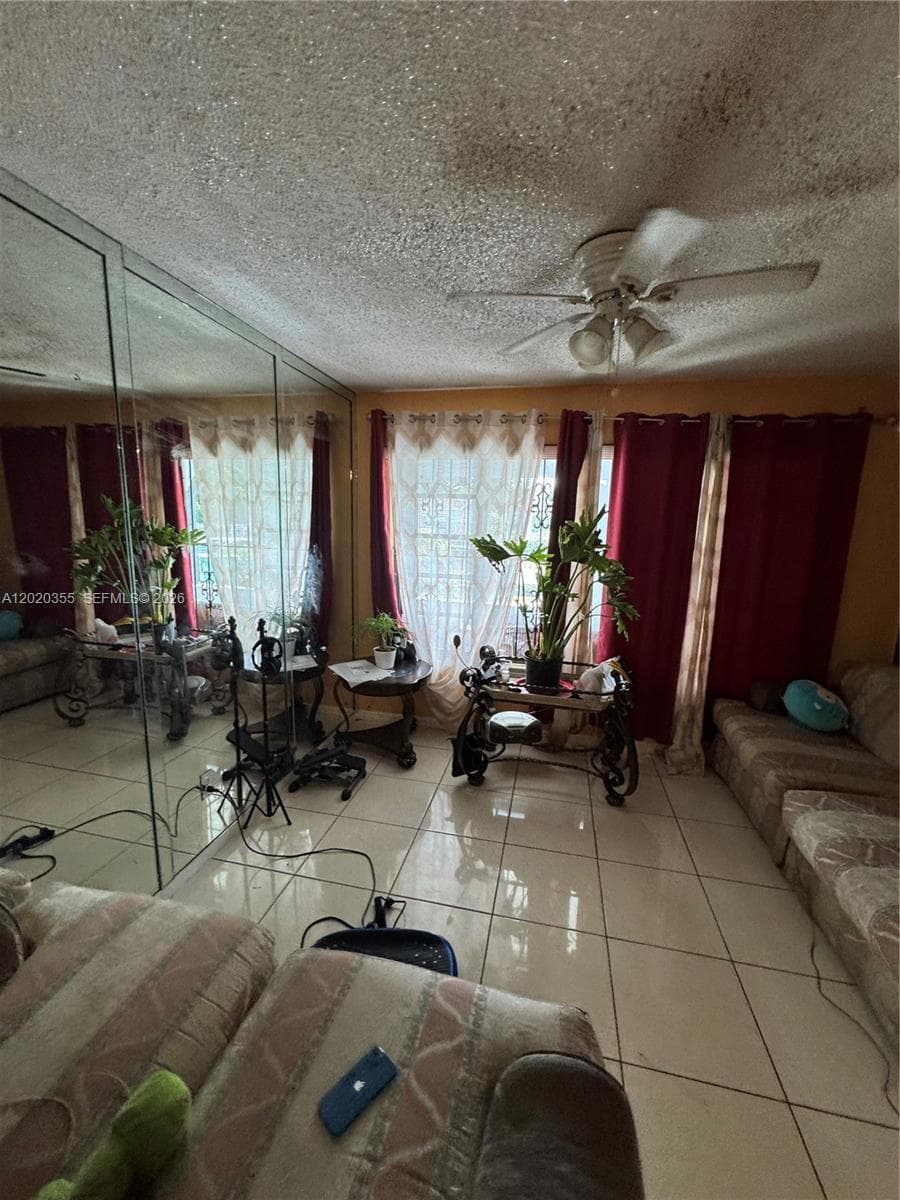 1251 NW 190th St, Miami Gardens FL 33169 — 21