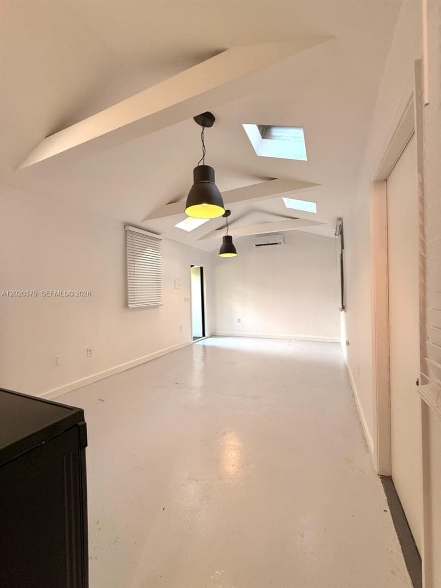 118 NW 24th St, Miami FL 33127 — 16