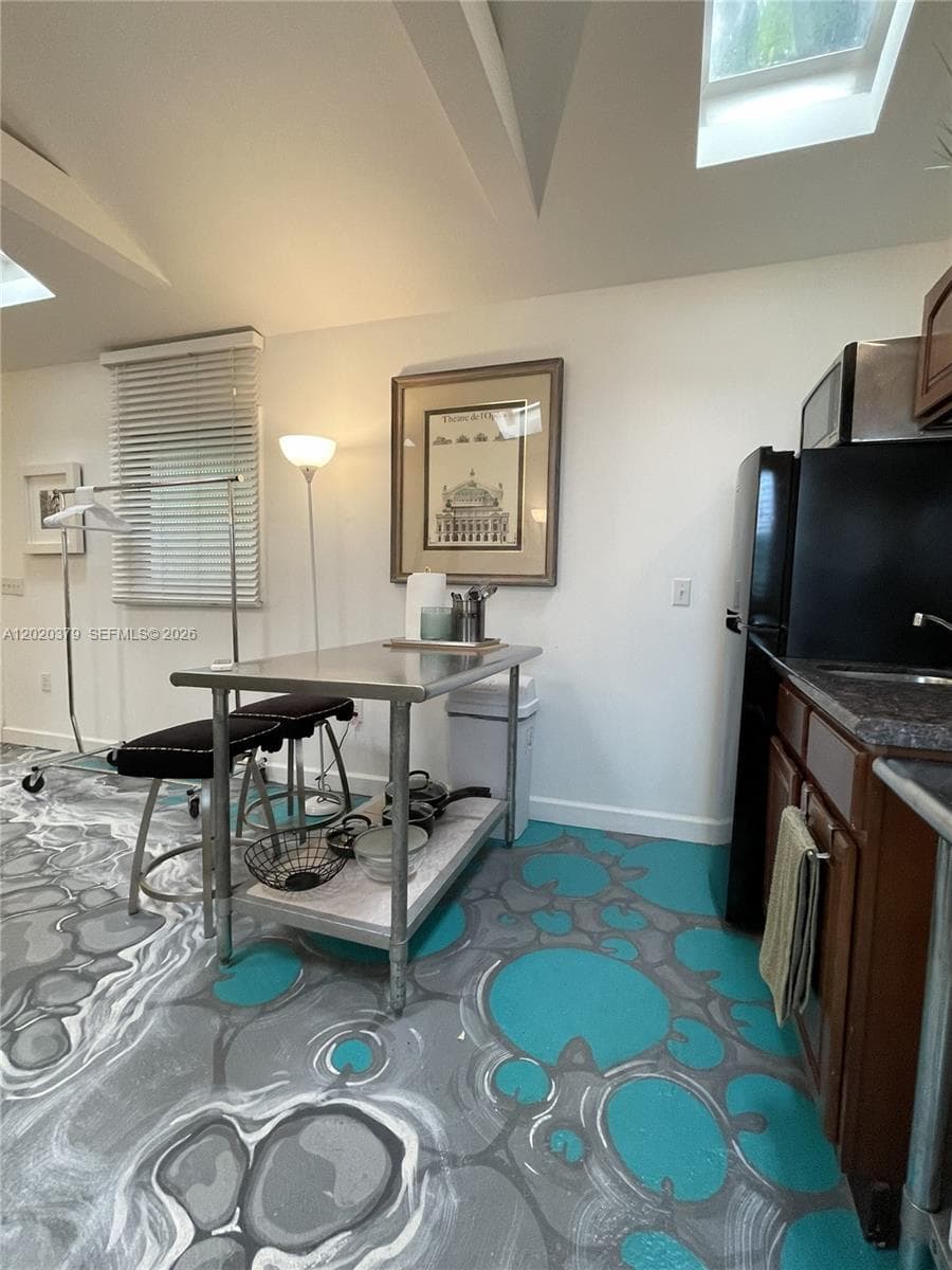 118 NW 24th St, Miami FL 33127 — 15