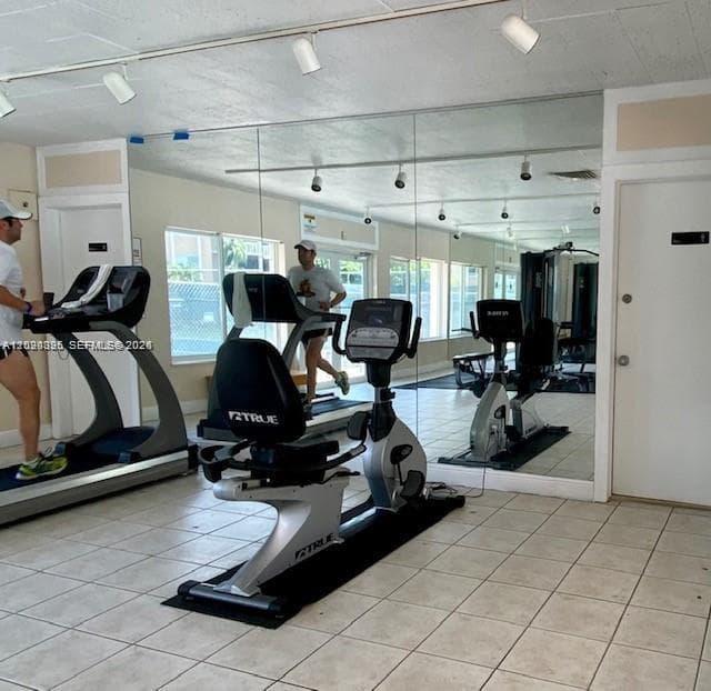 7470 Miami Lakes Dr # B208, Miami Lakes FL 33014 — 23