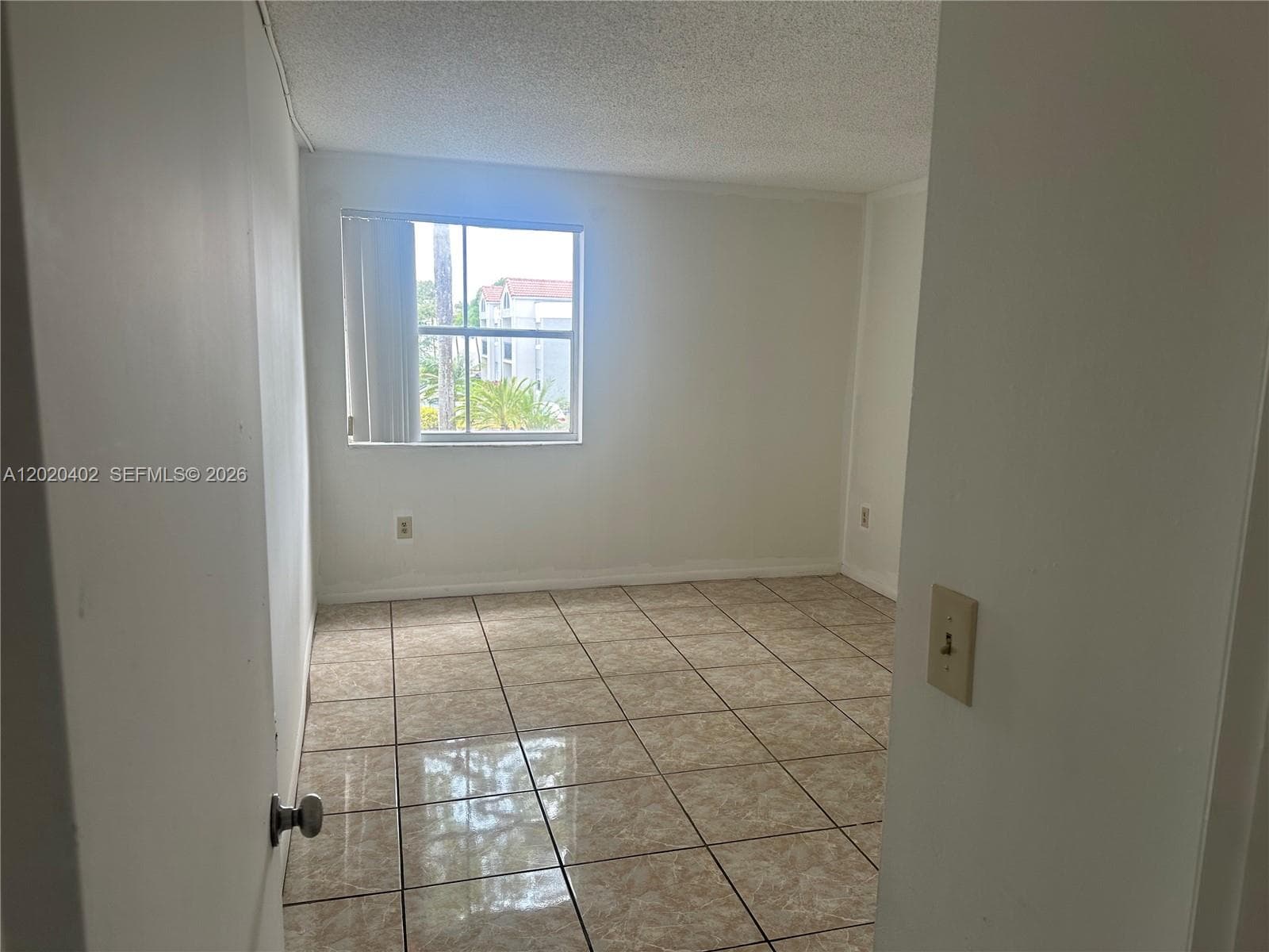 6272 NW 186th St # 212, Hialeah FL 33015 — 12