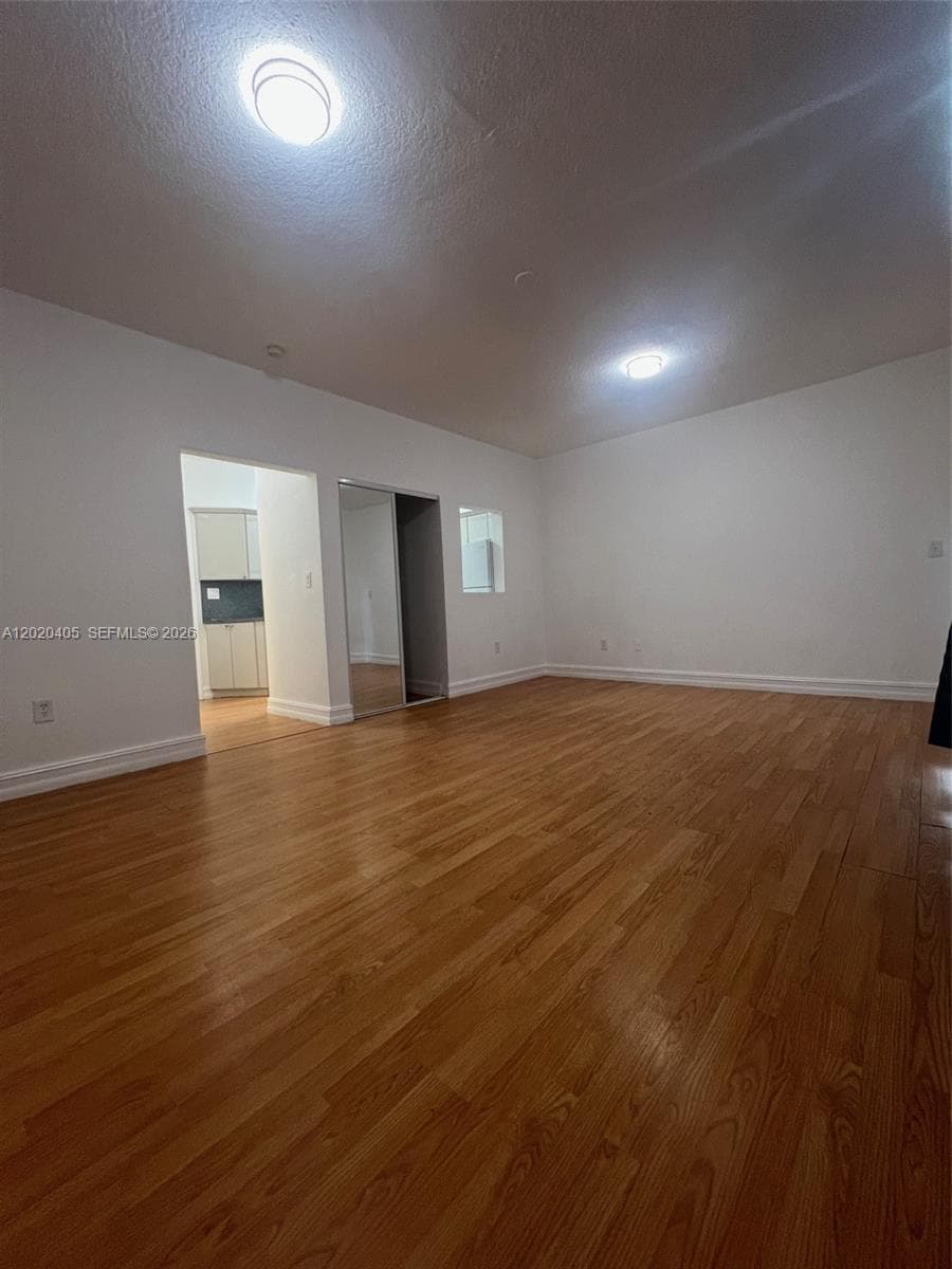 820 Euclid Ave # 303, Miami Beach FL 33139 — 17