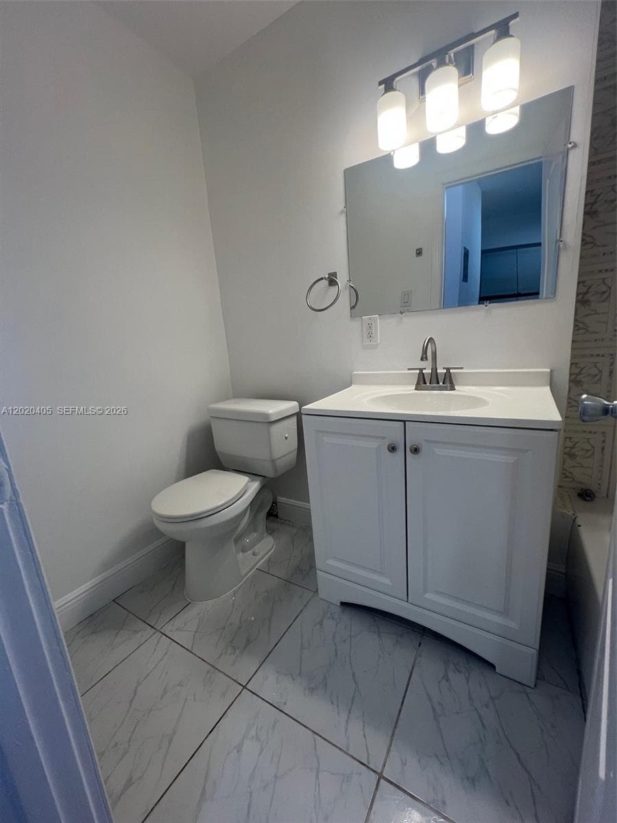 820 Euclid Ave # 303, Miami Beach FL 33139 — 7