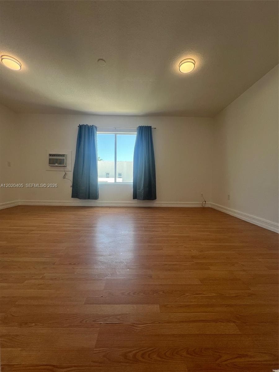 820 Euclid Ave # 303, Miami Beach FL 33139 — 10