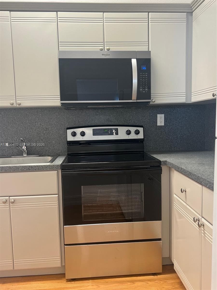 820 Euclid Ave # 303, Miami Beach FL 33139 — 14