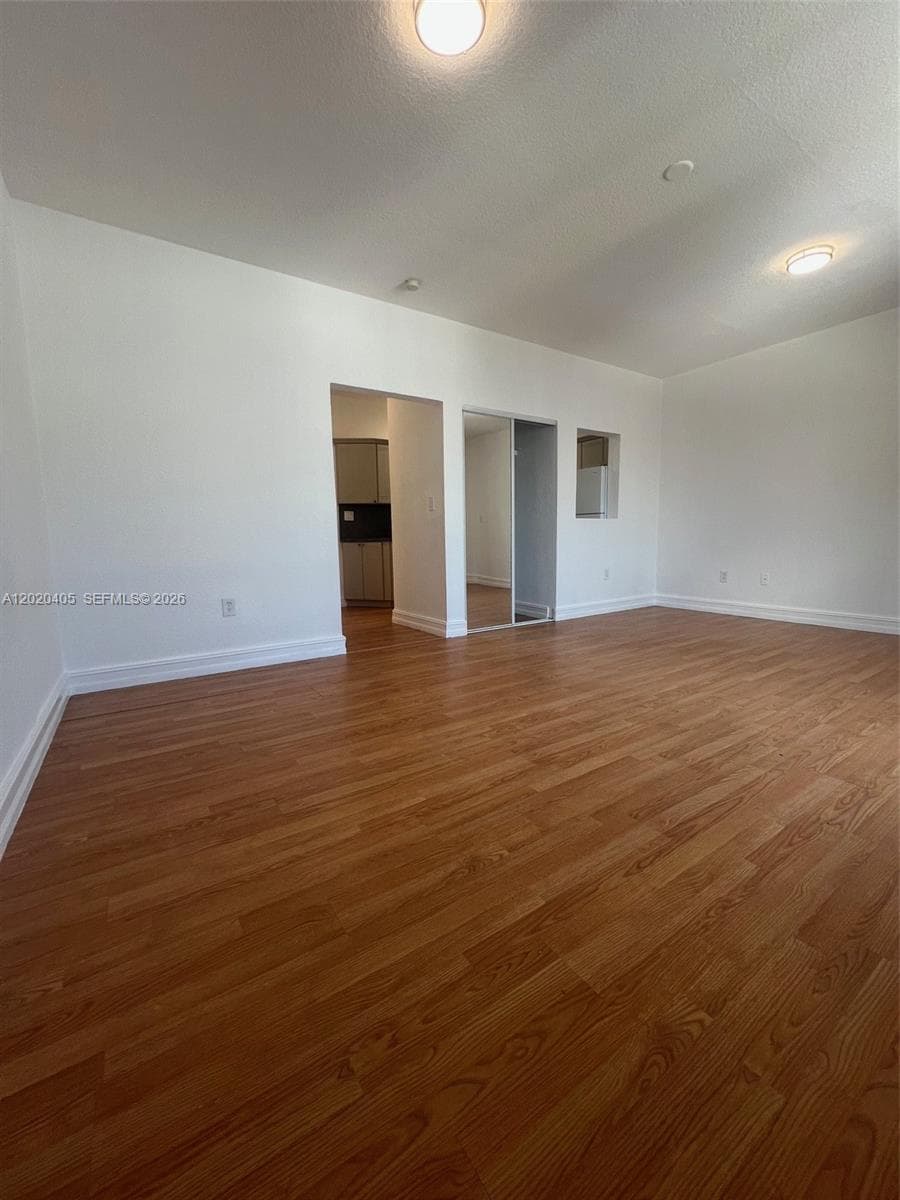 820 Euclid Ave # 303, Miami Beach FL 33139 — 11