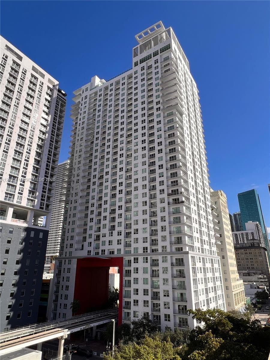 133 NE 2nd Ave # 410, Miami FL 33132 — 1