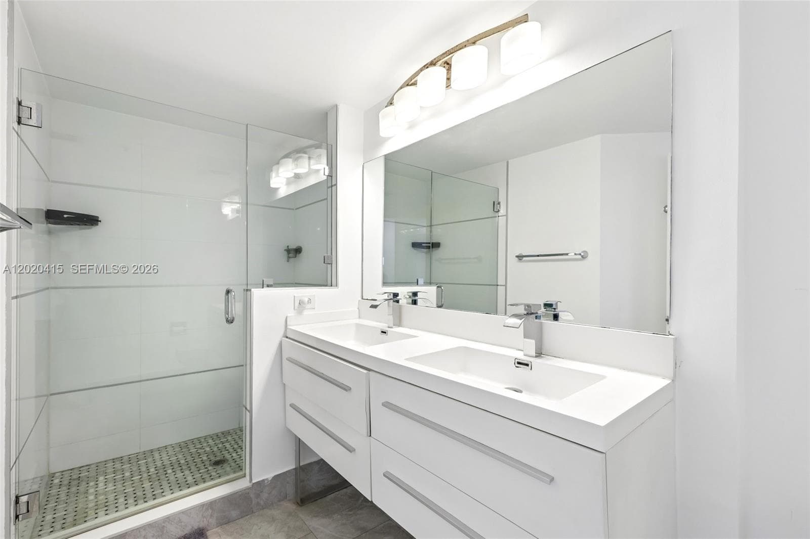 17150 N Bay Rd # 2808, Sunny Isles Beach FL 33160 — 23