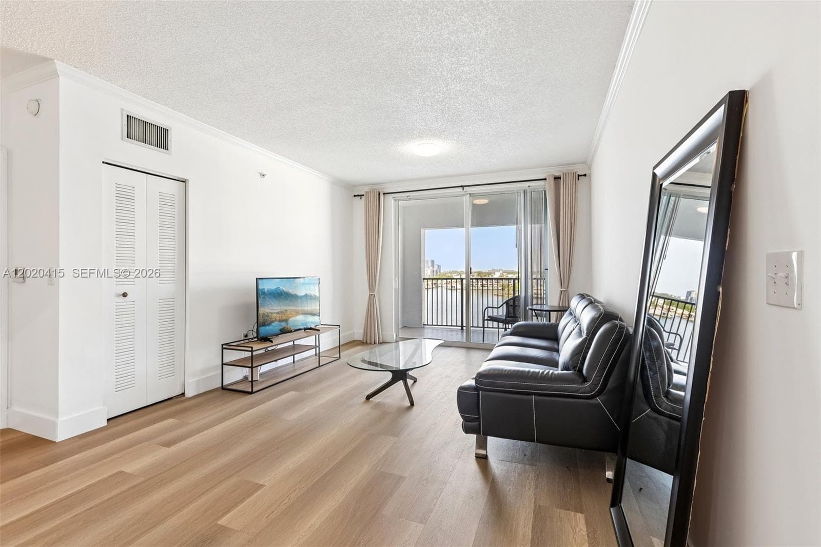 17150 N Bay Rd # 2808, Sunny Isles Beach FL 33160 — 2