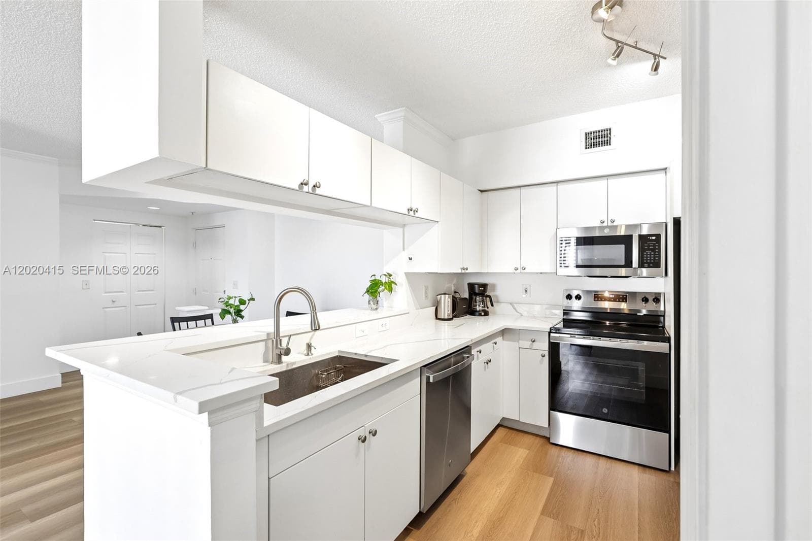 17150 N Bay Rd # 2808, Sunny Isles Beach FL 33160 — 12