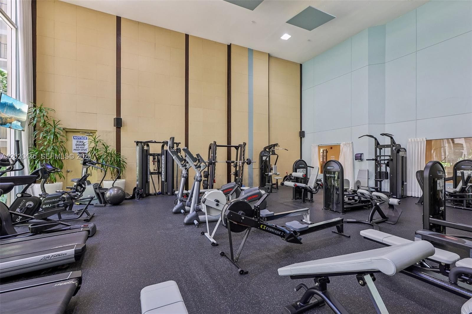 17150 N Bay Rd # 2808, Sunny Isles Beach FL 33160 — 33