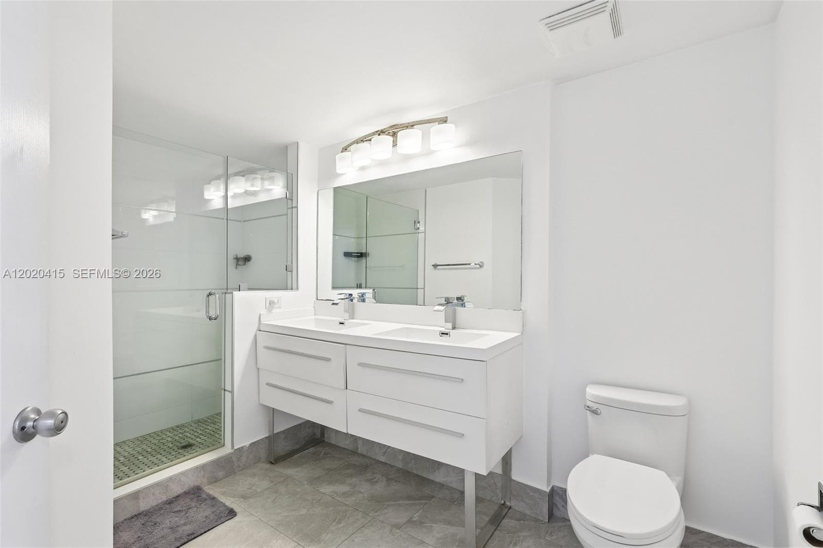17150 N Bay Rd # 2808, Sunny Isles Beach FL 33160 — 21