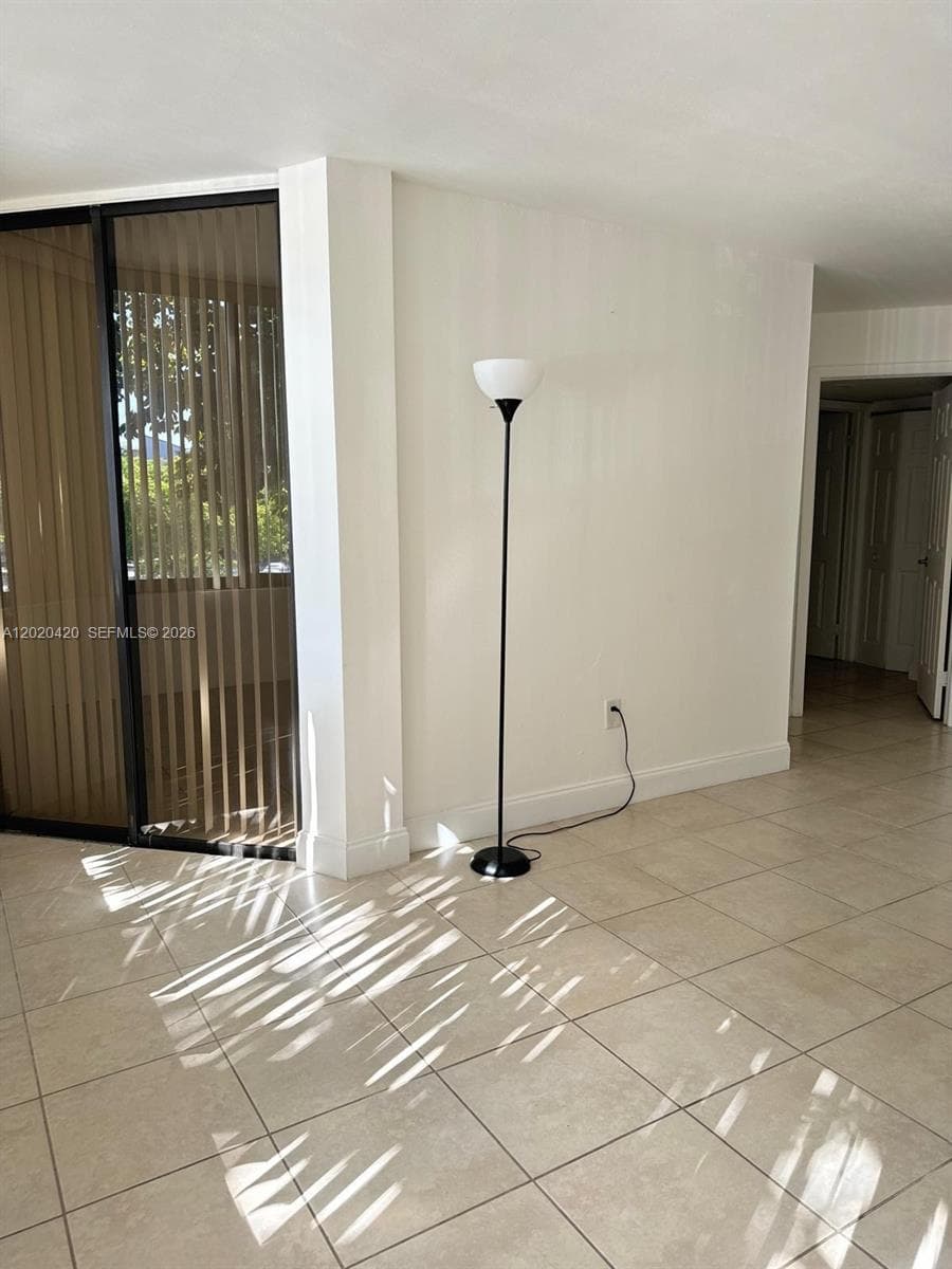 8275 SW 152nd Ave # 302, Miami FL 33193 — 16