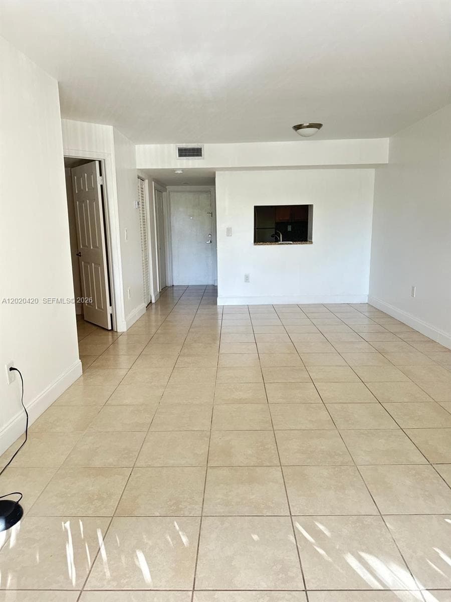 8275 SW 152nd Ave # 302, Miami FL 33193 — 1