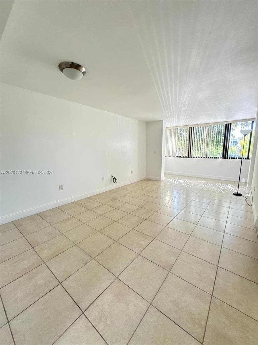 8275 SW 152nd Ave # 302, Miami FL 33193 — 14