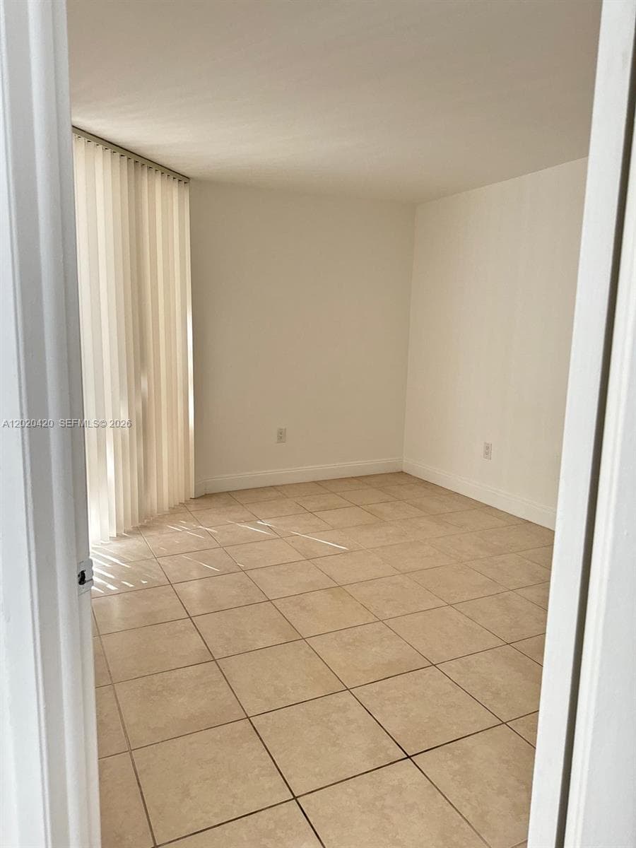8275 SW 152nd Ave # 302, Miami FL 33193 — 15