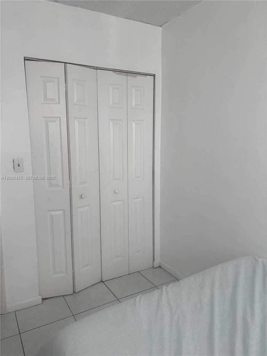 6620 W 2nd Ct # 403, Hialeah FL 33012 — 27
