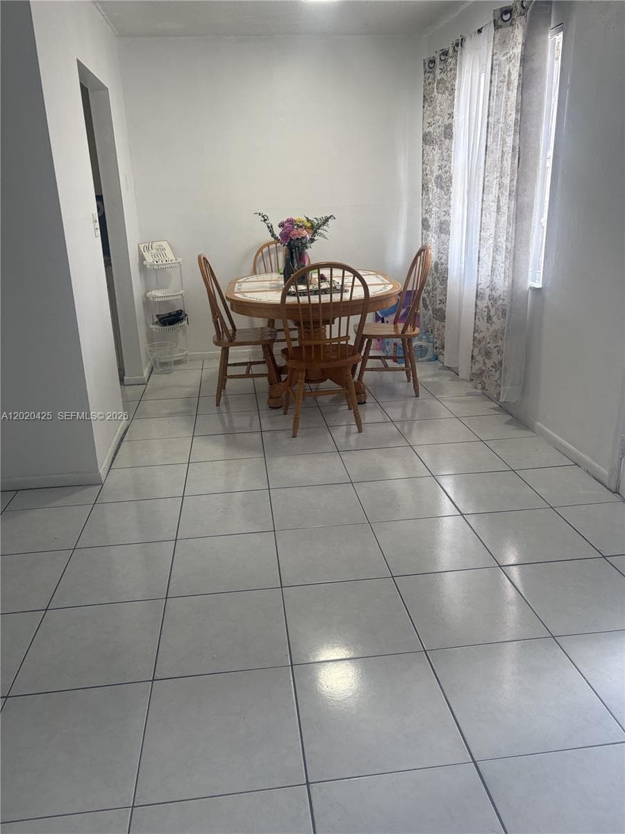 6620 W 2nd Ct # 403, Hialeah FL 33012 — 36