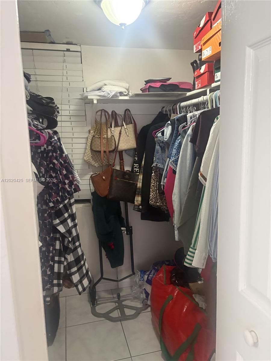 6620 W 2nd Ct # 403, Hialeah FL 33012 — 32