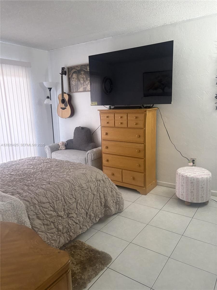 6620 W 2nd Ct # 403, Hialeah FL 33012 — 28