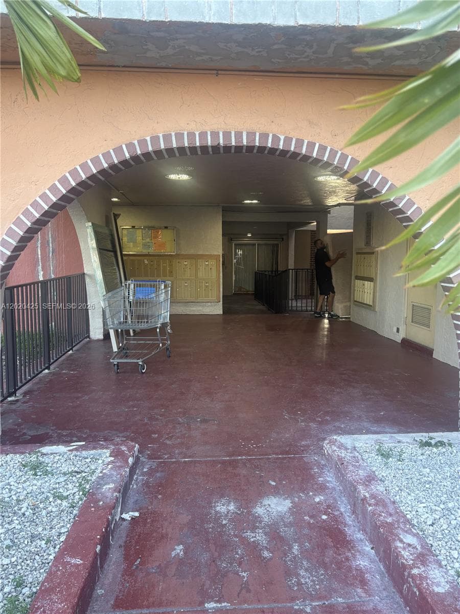 6620 W 2nd Ct # 403, Hialeah FL 33012 — 4