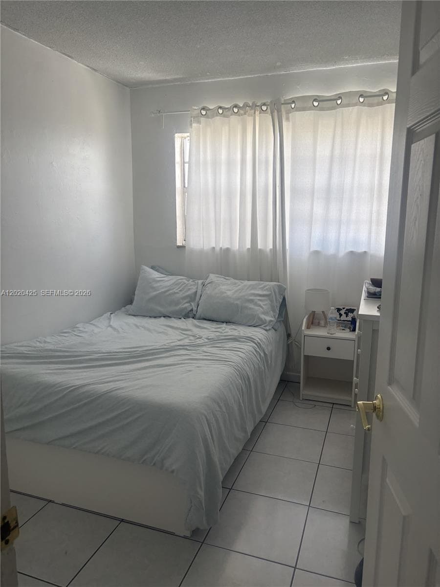 6620 W 2nd Ct # 403, Hialeah FL 33012 — 25