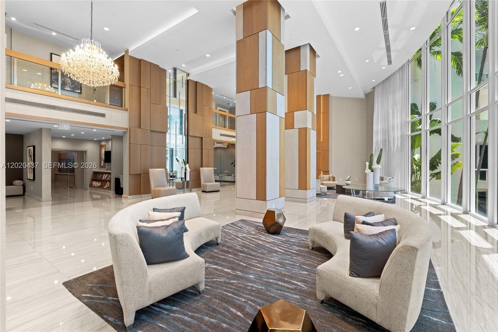 21200 Point Pl # 2802, Aventura FL 33180 — 32
