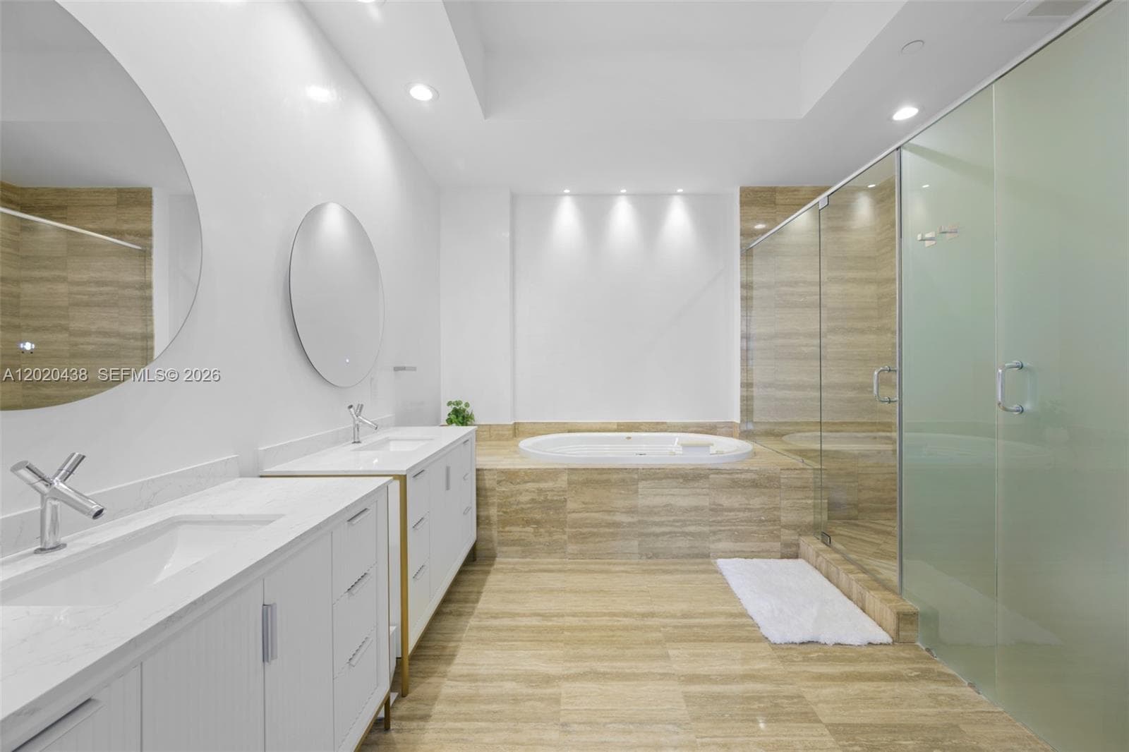 15901 Collins Ave # 4103, Sunny Isles Beach FL 33160 — 21