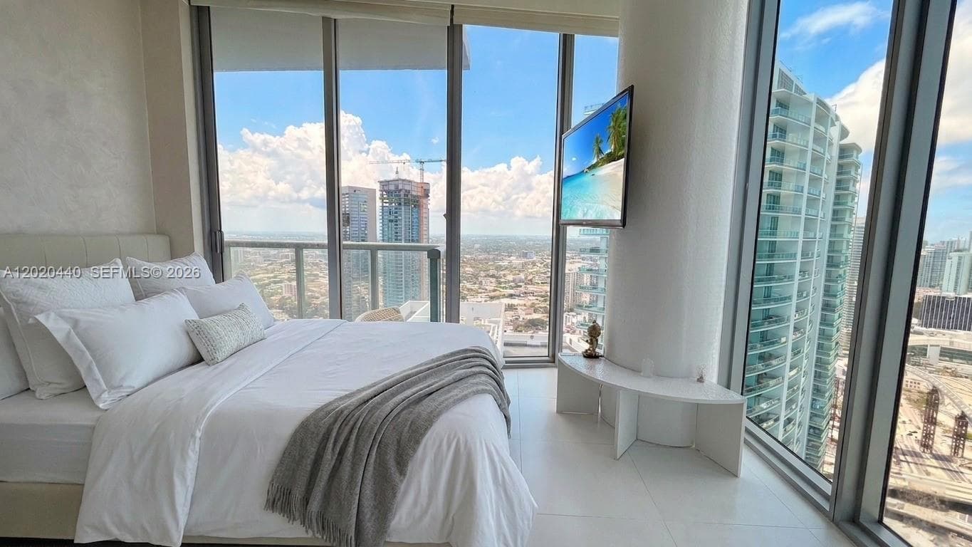 Marinablue Condo, Miami, FL — 12