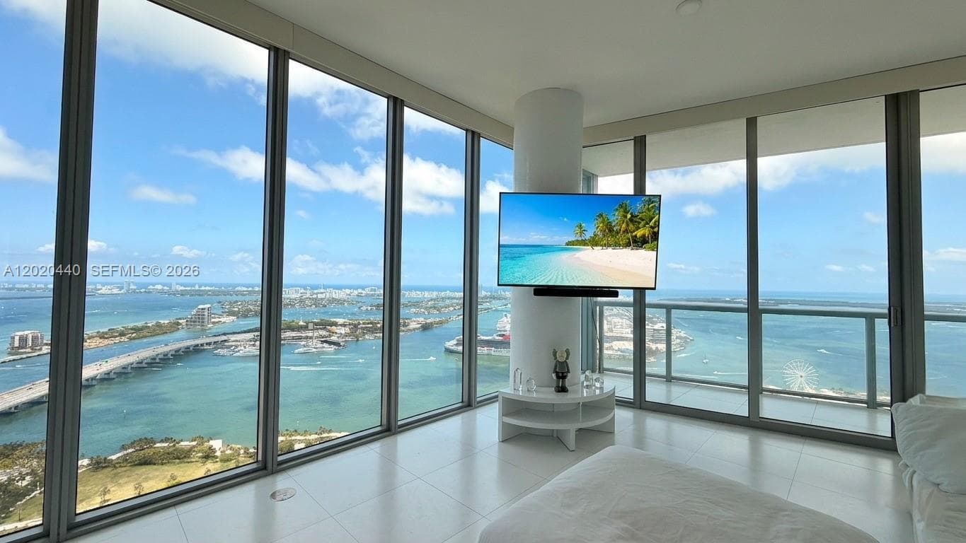 Marinablue Condo, Miami, FL — 8