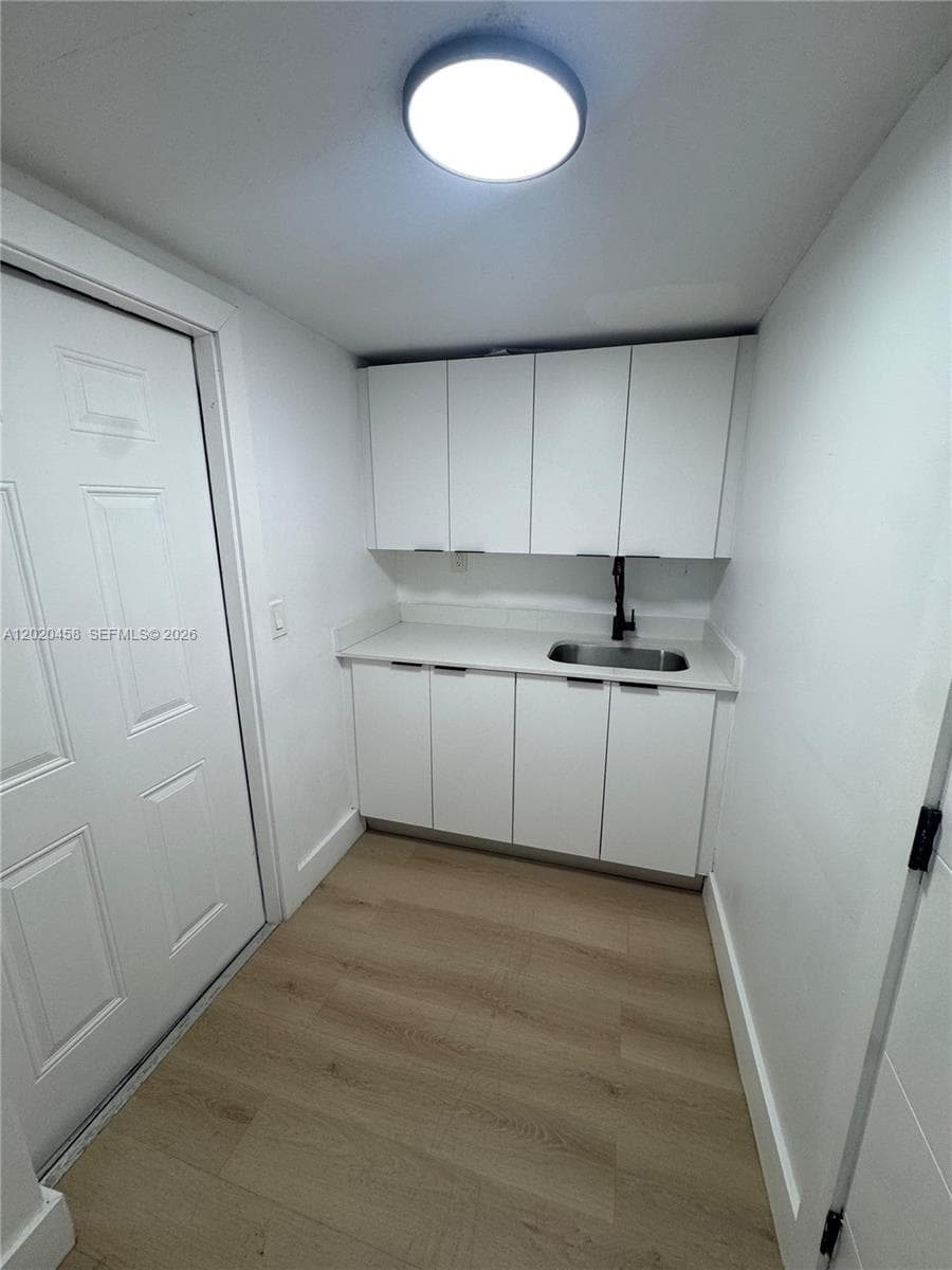W Buena Vista Cen, Miami, FL — 14