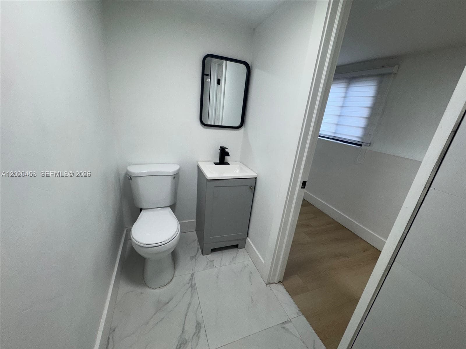 W Buena Vista Cen, Miami, FL — 8