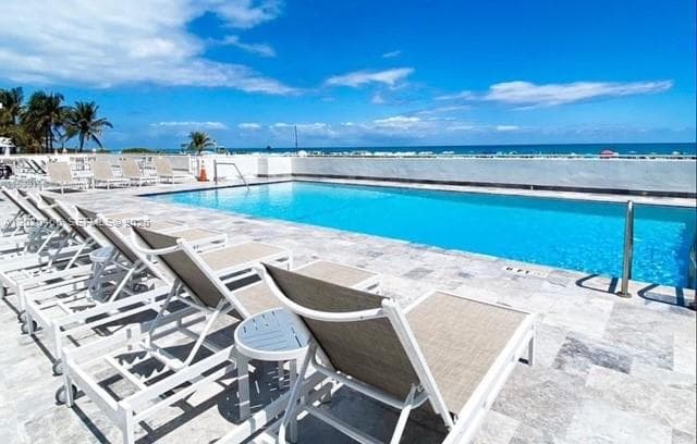 401 Ocean Dr # 910, Miami Beach FL 33139 — 1