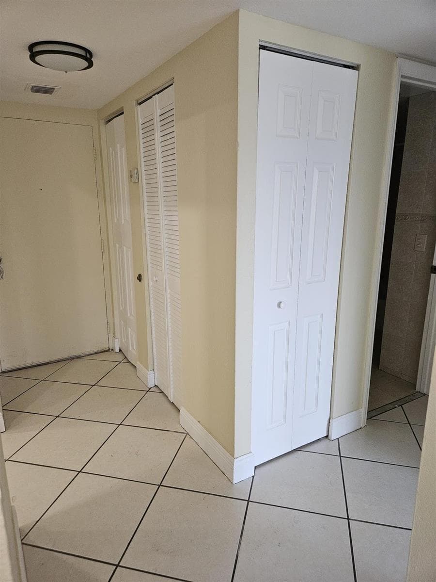 5665 W 20th Avenue # 413, Hialeah FL 33012 — 9