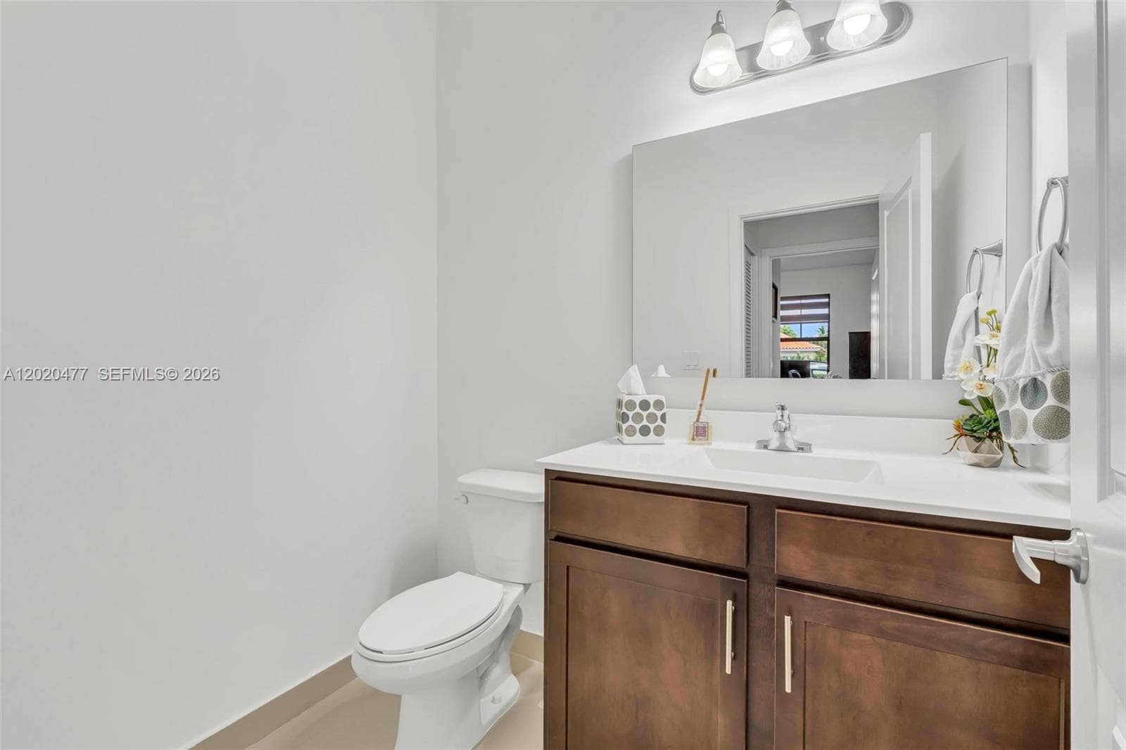 2921 SW 152nd Ave, Miami FL 33185 — 32