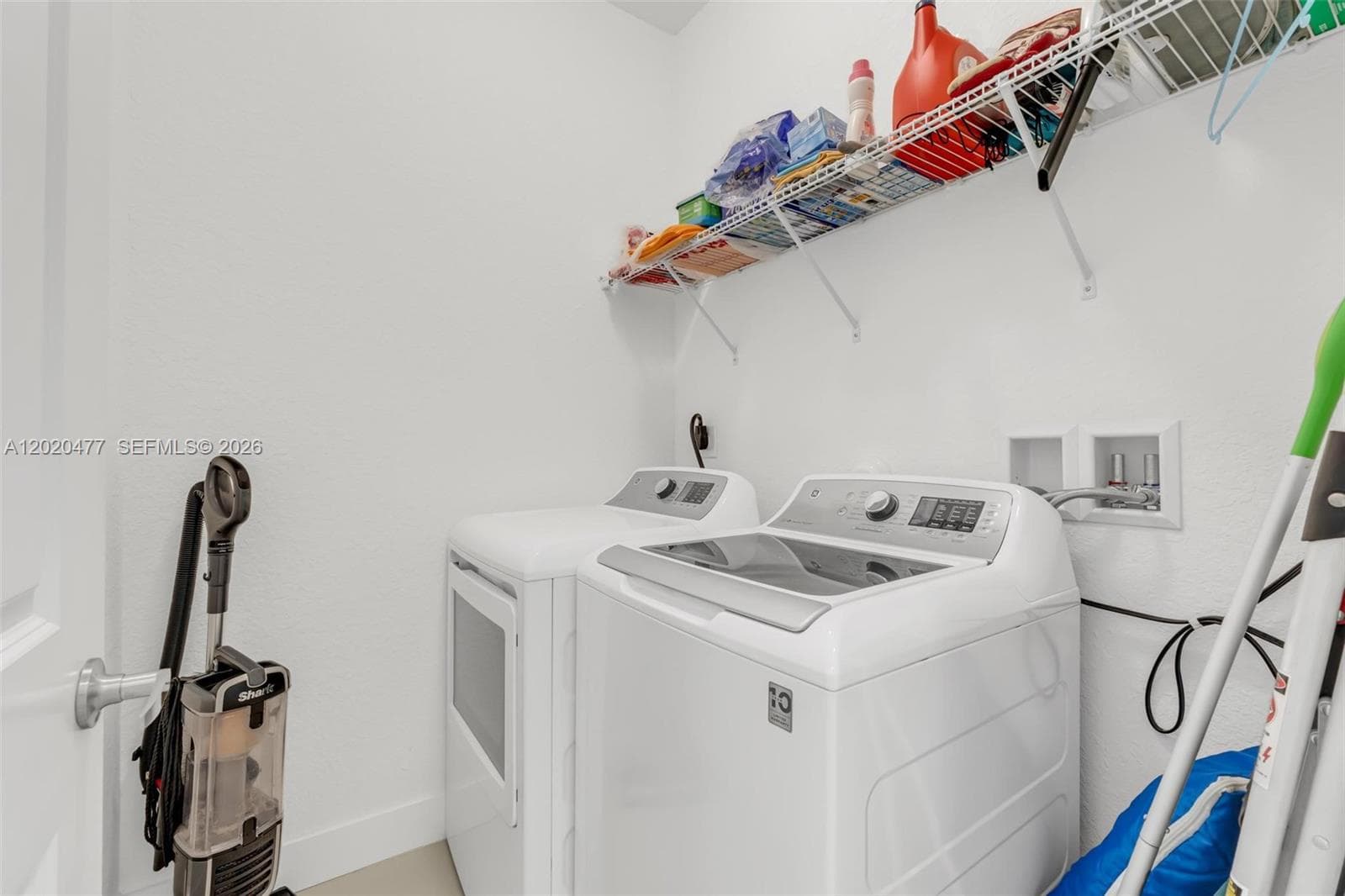 2921 SW 152nd Ave, Miami FL 33185 — 34