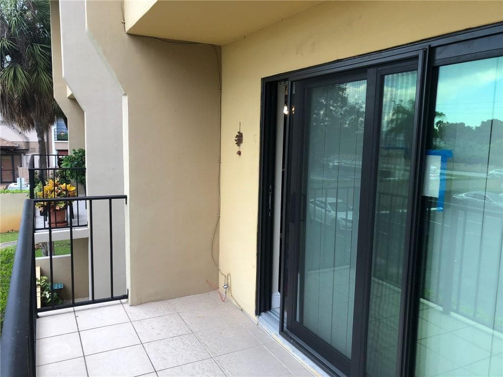 10411 N Kendall Drive # B203, Miami FL 33176 — 6