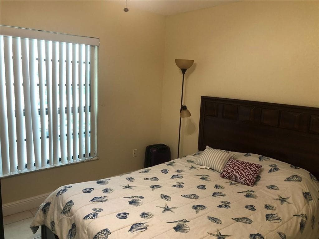 10411 N Kendall Drive # B203, Miami FL 33176 — 1